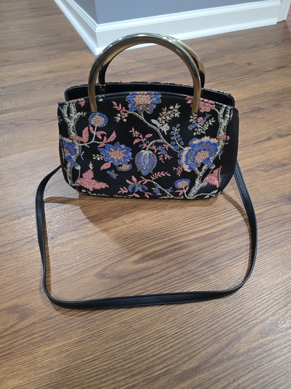 Nine West Black Floral Embroidered Top-Handle Crossbody
